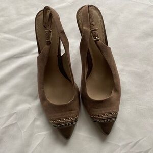 Dressbarn suede kitten heels size 8.5